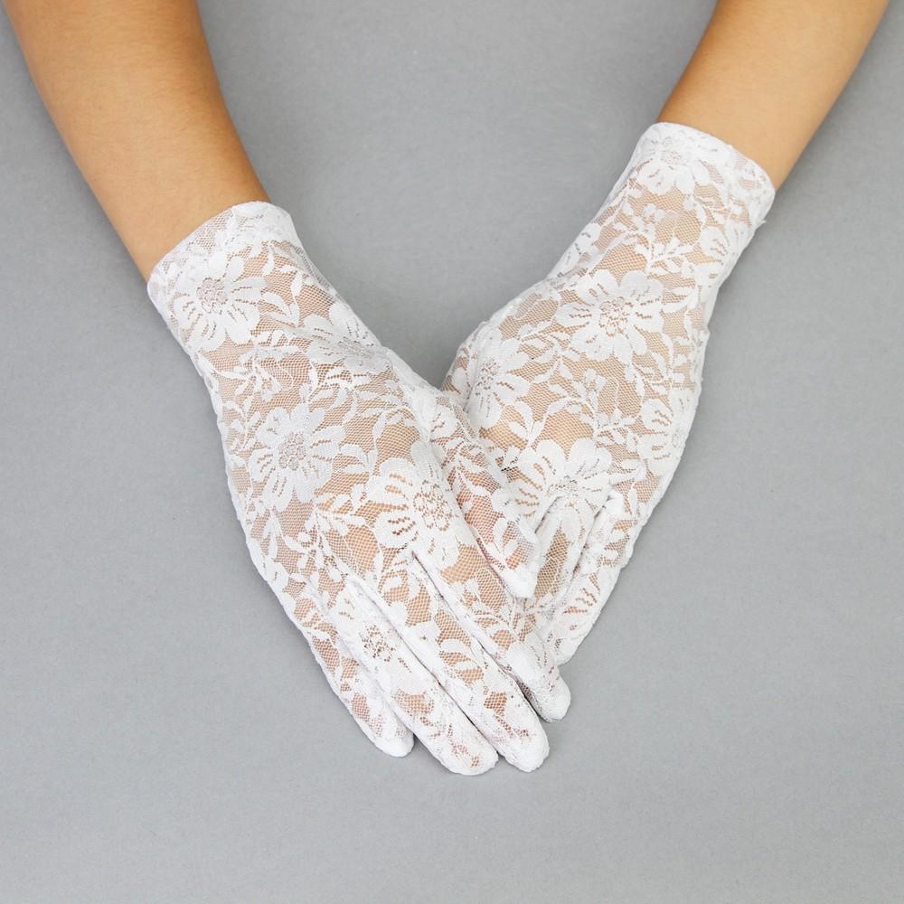 Graceful in Lace Lady Gloves in Winter - Womens Intimates Fashion