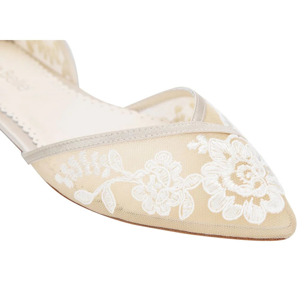 Celia Lace Wedding Flats in Nude