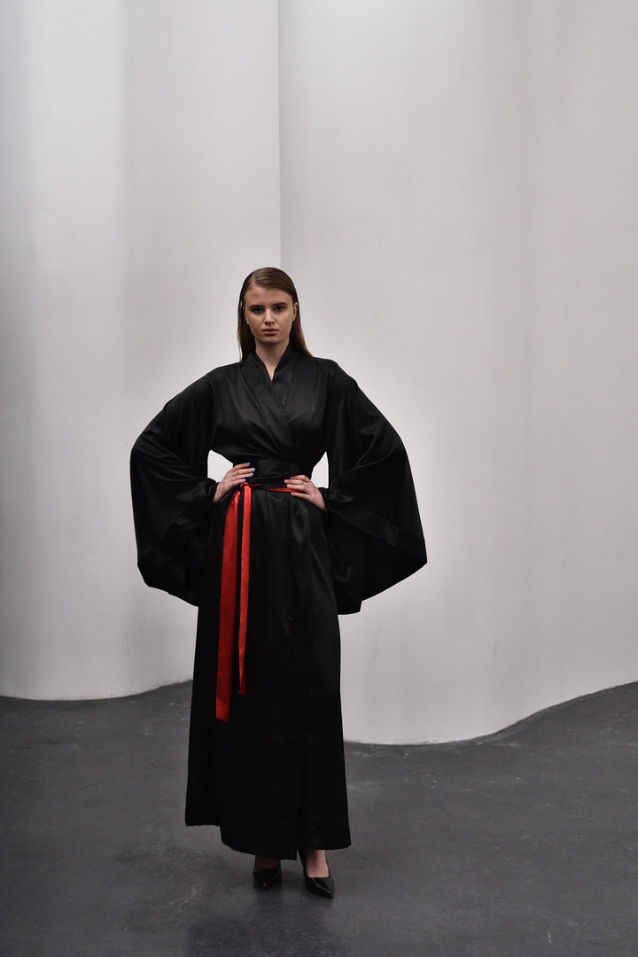 Kimono Silk Robe in Black