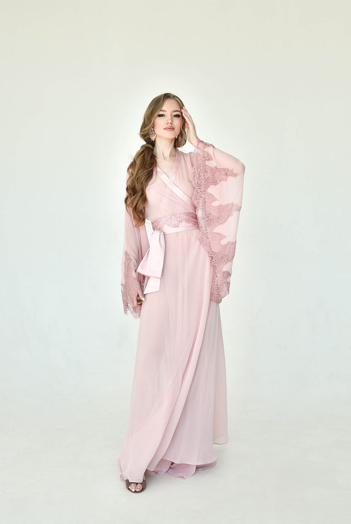 Seraphic Robe and Nightgown Set in Rose