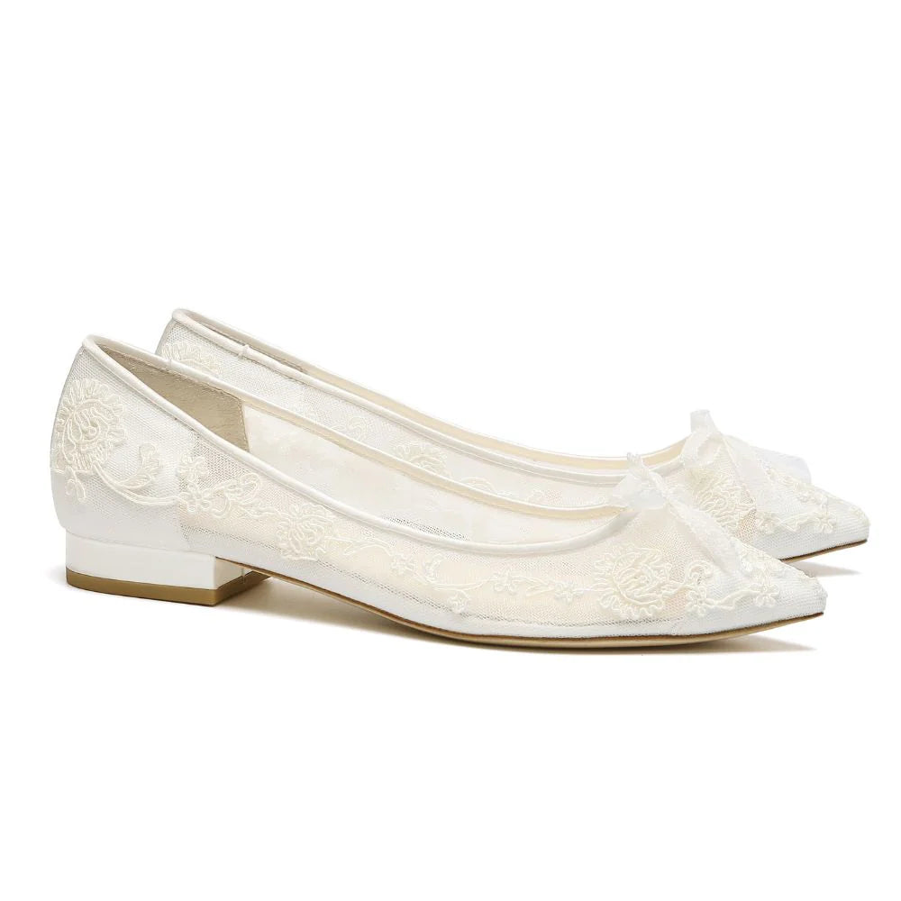 Isabella Floral Lace Wedding Flats in Ivory