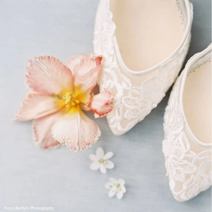 Mina Floral Lace Low Heel Shoes in Ivory