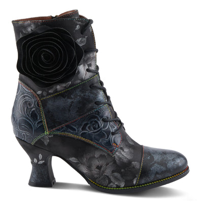 Roselia-Stunin Boots in Black Multi