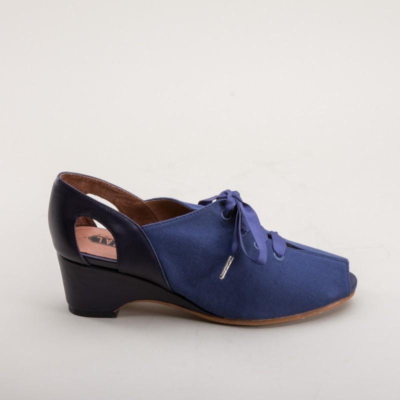 Daphne Retro Wedge Sandals in Navy - SOLD OUT