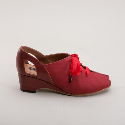 Daphne Retro Wedge Sandals in Red - SOLD OUT