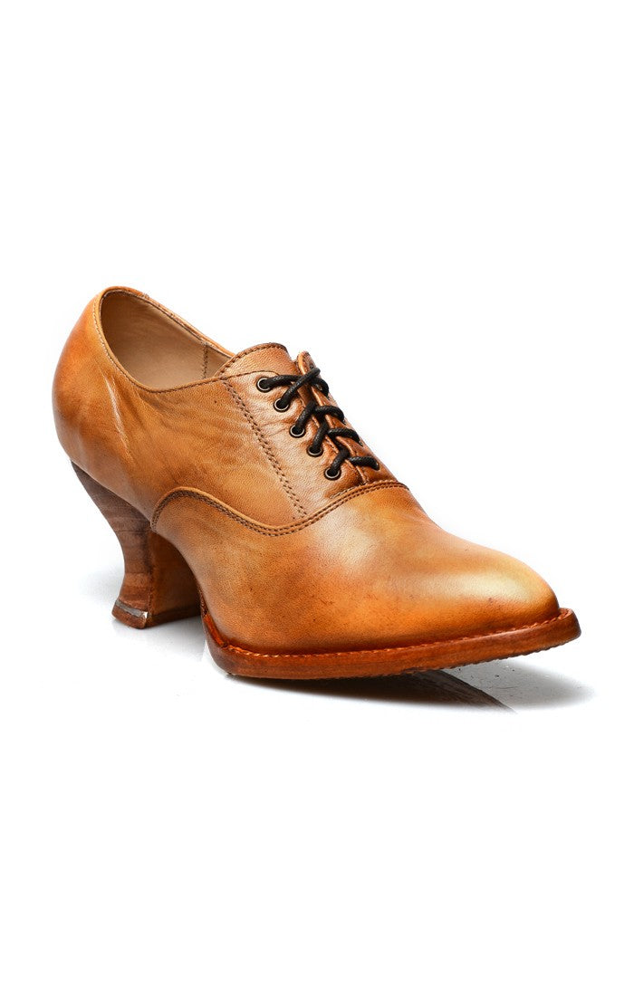 Victorian Style Leather Lace-Up Shoes in Tan Rustic